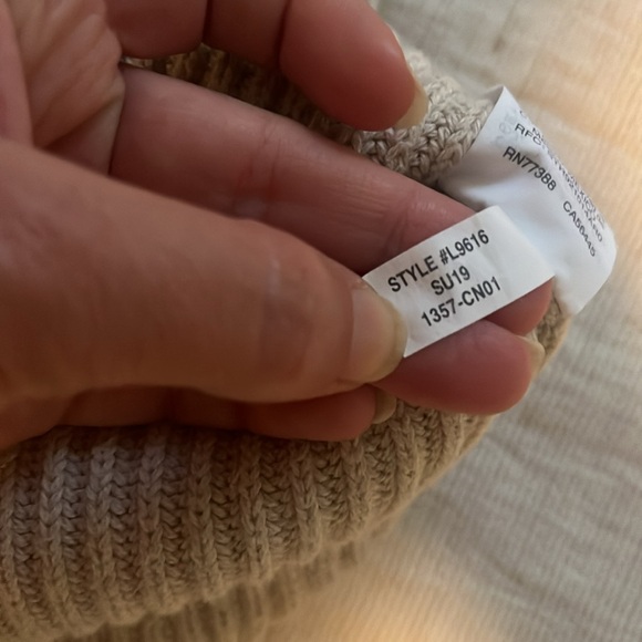 J. Crew Sweater Vest- M/L - Picture 7 of 8